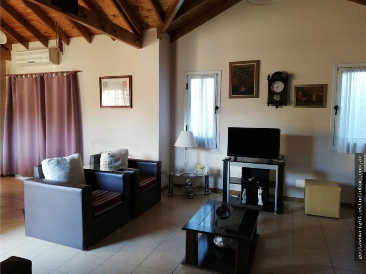CASA EN VENTA VILLA GESELL
