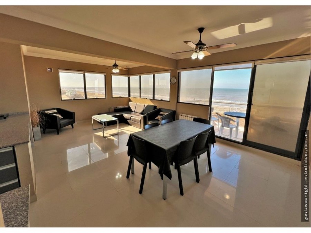 DEPARTAMENTO FRENTE AL MAR EN VENTA