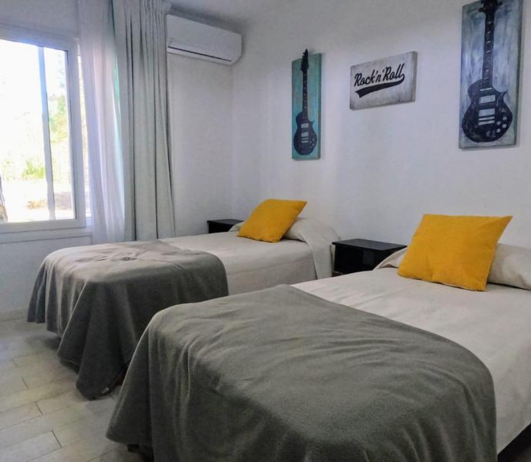 CASA EN VENTA VILLA ROBLES