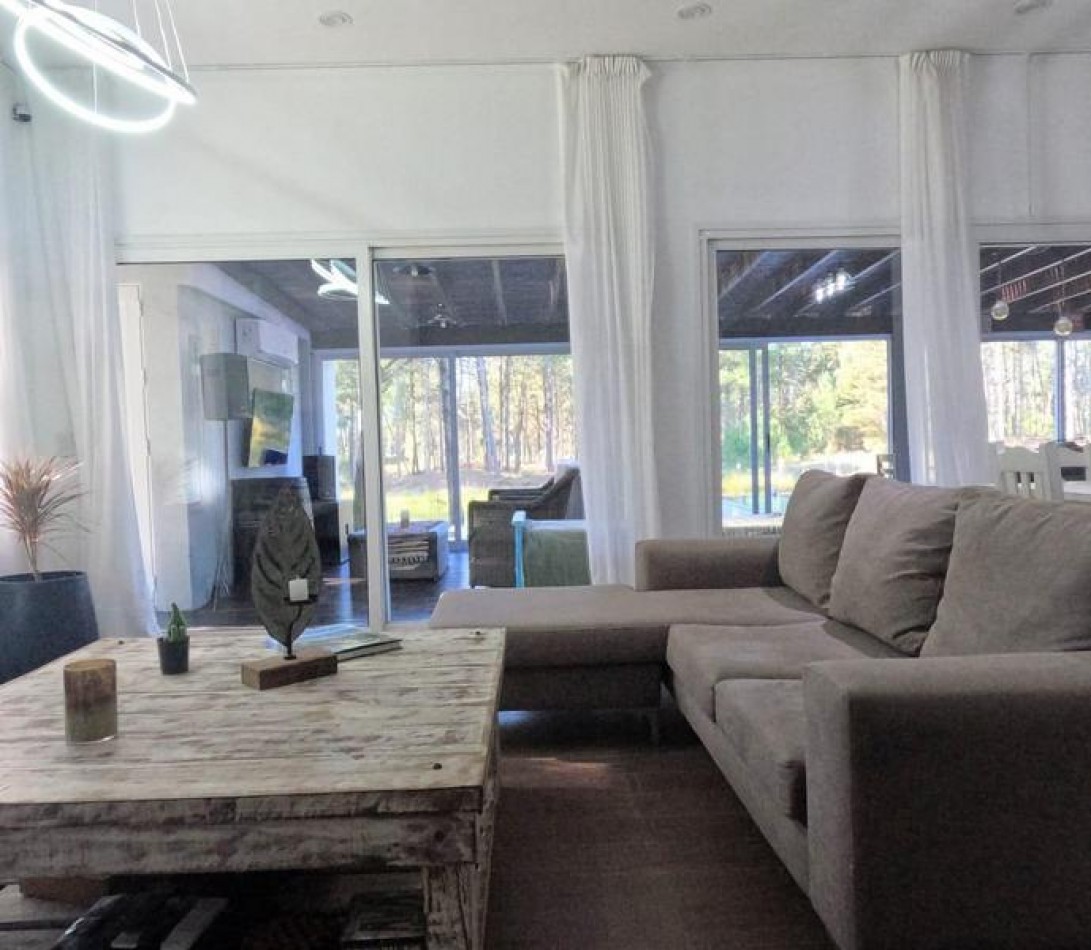 CASA EN VENTA VILLA ROBLES