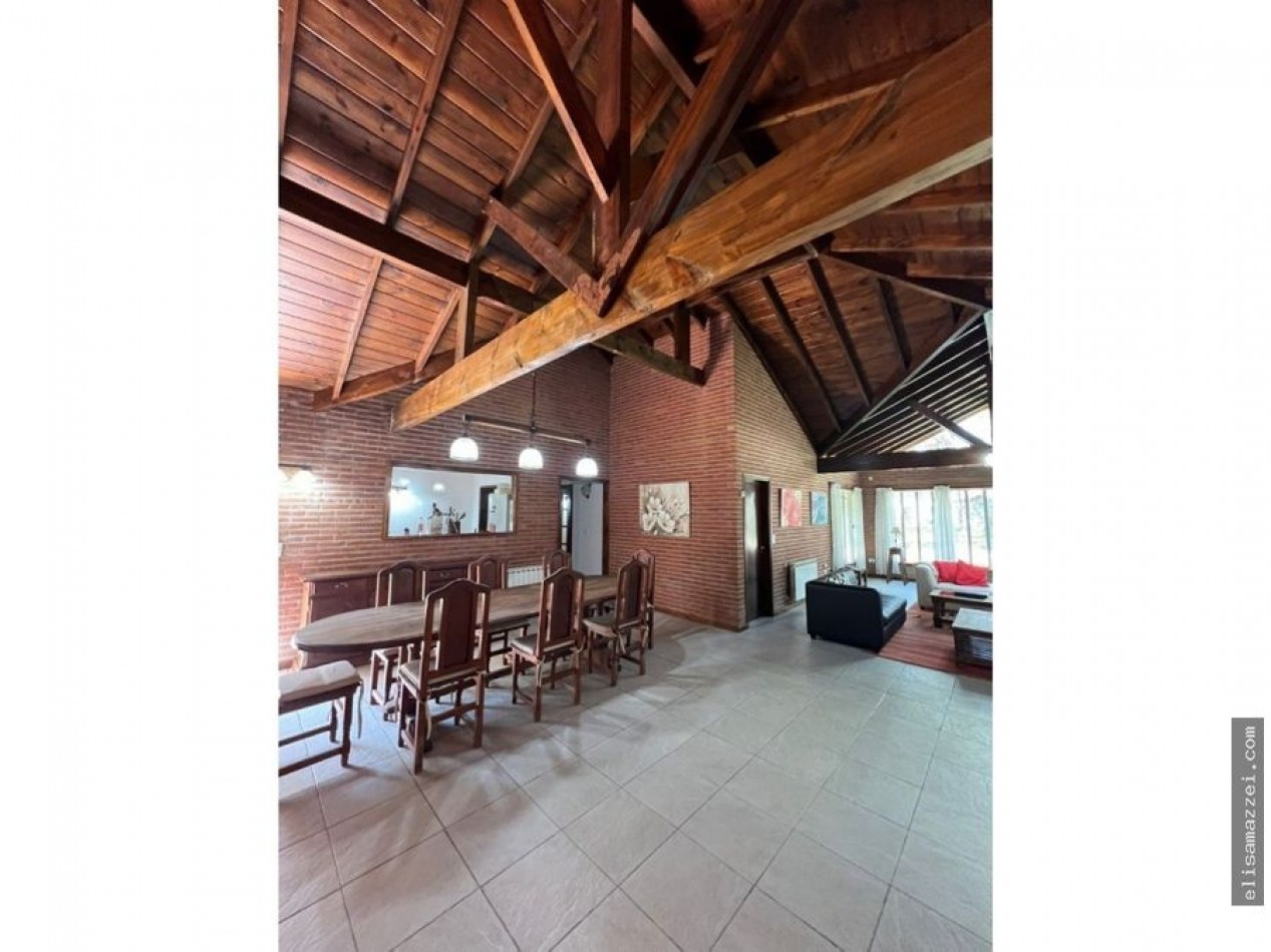 CASA EN VENTA EN NAYADES PINAMAR