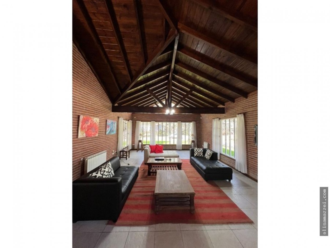 CASA EN VENTA EN NAYADES PINAMAR