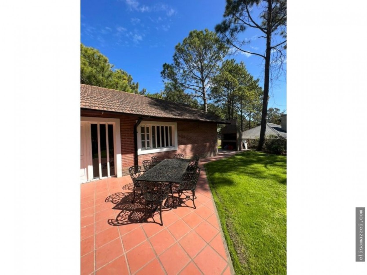 CASA EN VENTA EN NAYADES PINAMAR