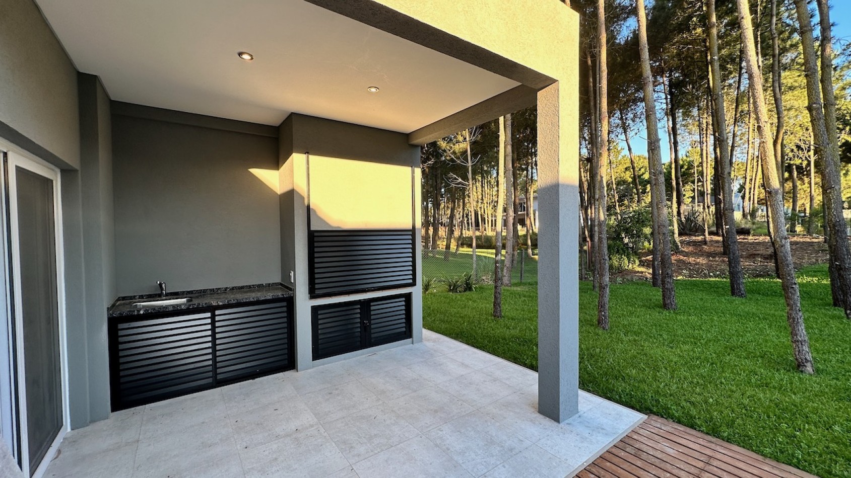 Casa a estrenar en cul de sac Pinamar