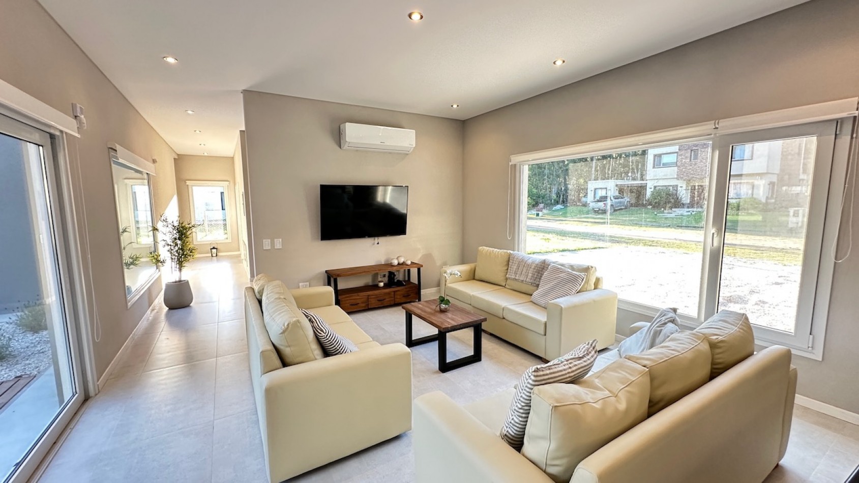 Casa a estrenar en cul de sac Pinamar