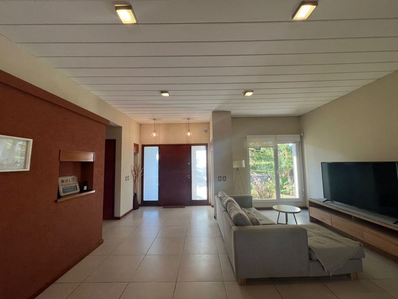 Casa en Pinamar Zona Nayades