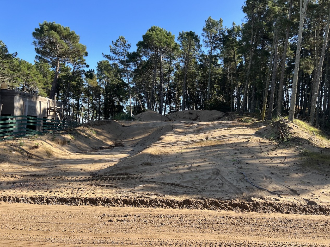 LOTE EN VENTA BARRIO PIONEROS PINAMAR