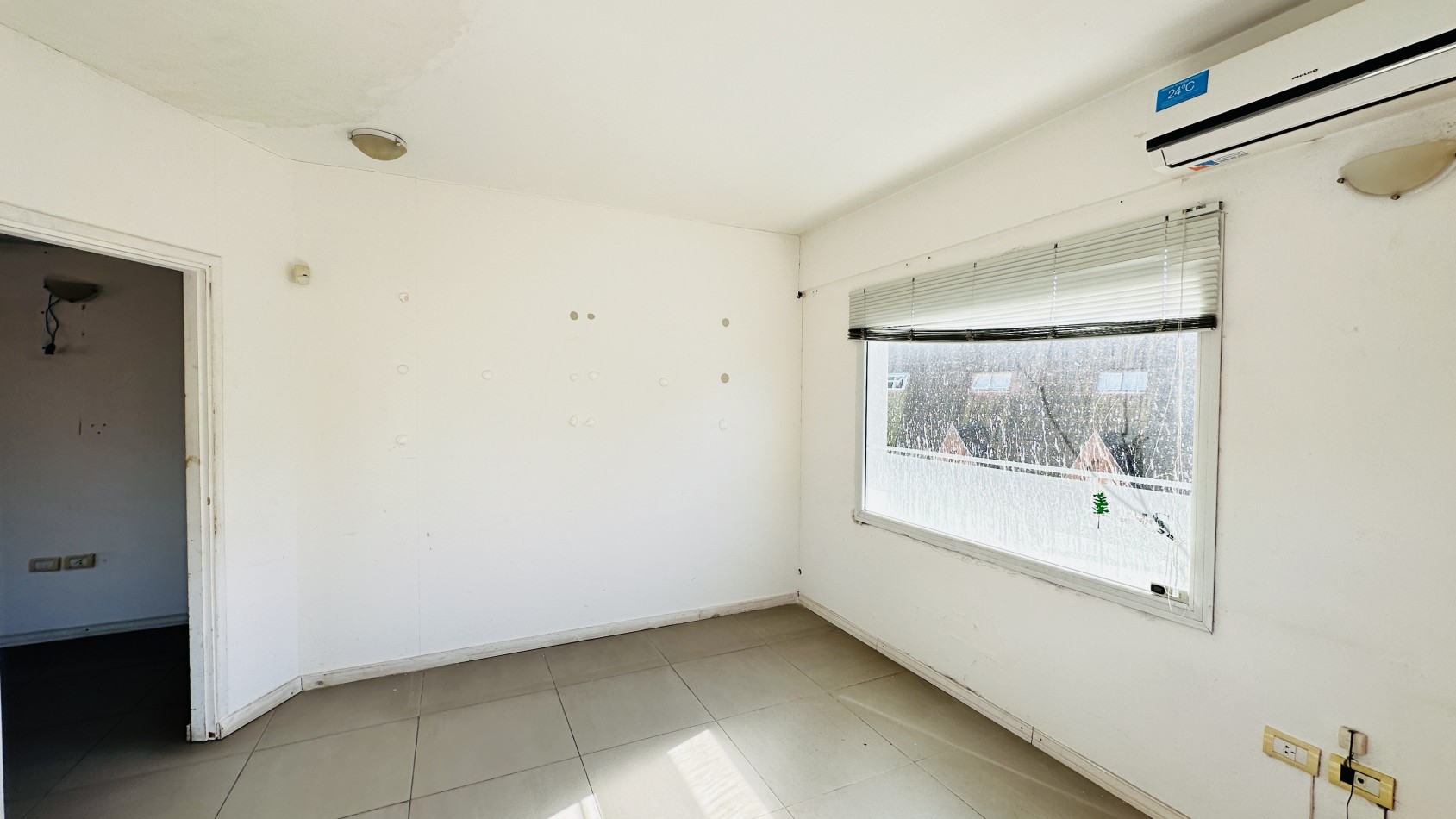 OFICINA EN VENTA PINAMAR CENTRO