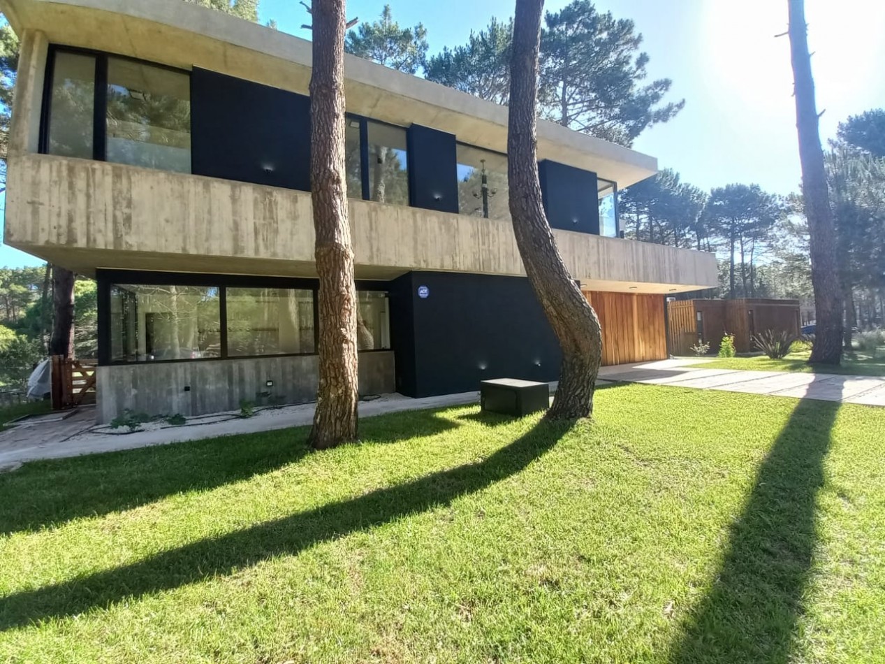 Casa en Pinamar Isla Golf