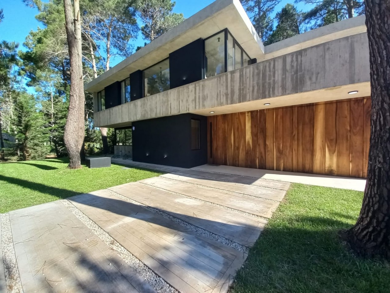 Casa en Pinamar Isla Golf