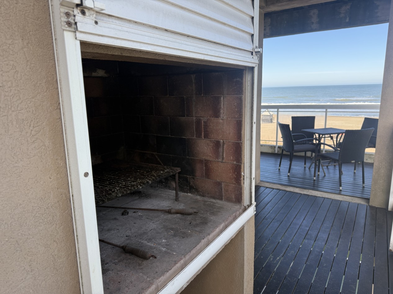 Dto frente al mar Pinamar 2026