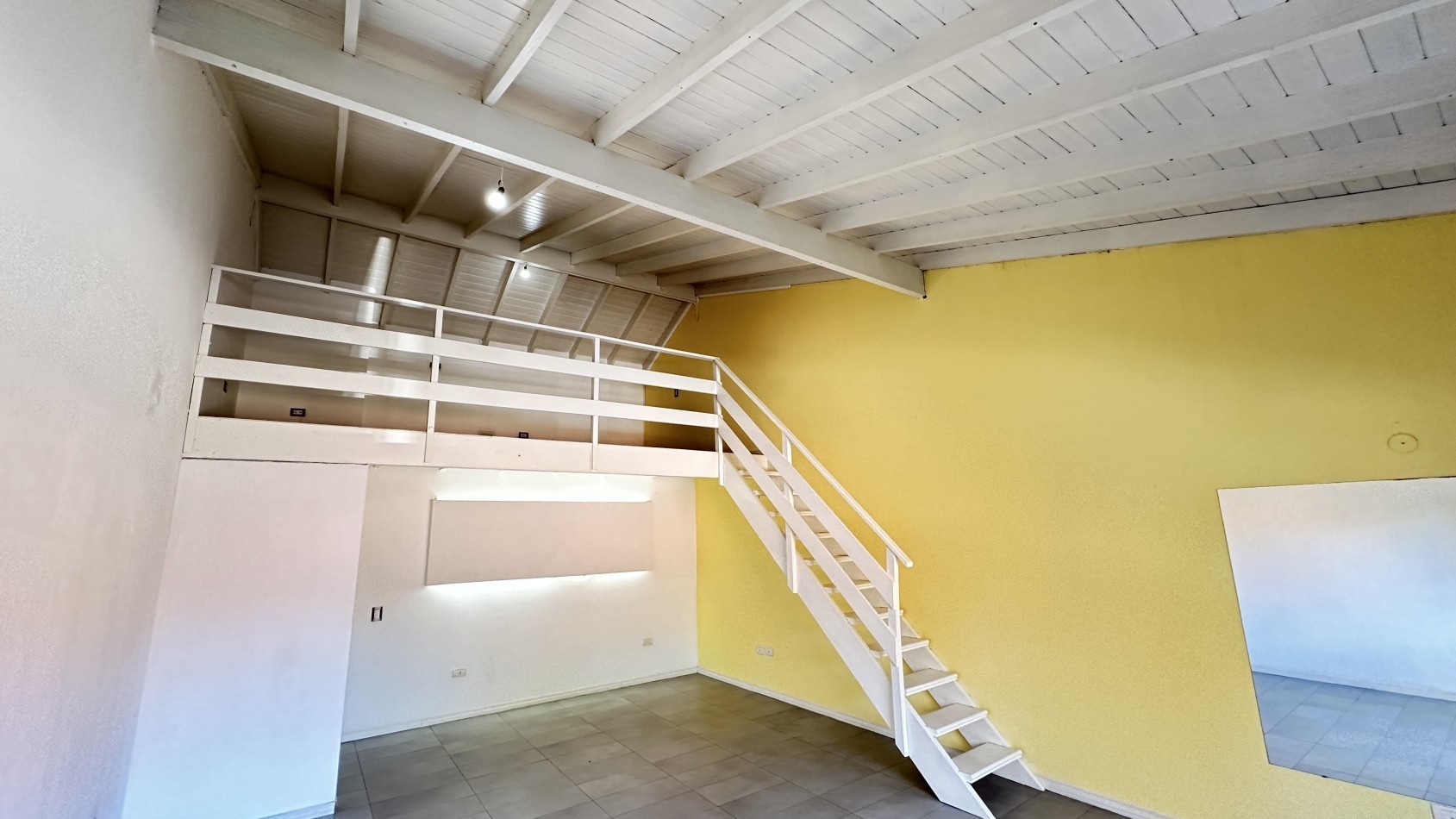 OFICINA EN VENTA PINAMAR CENTRO