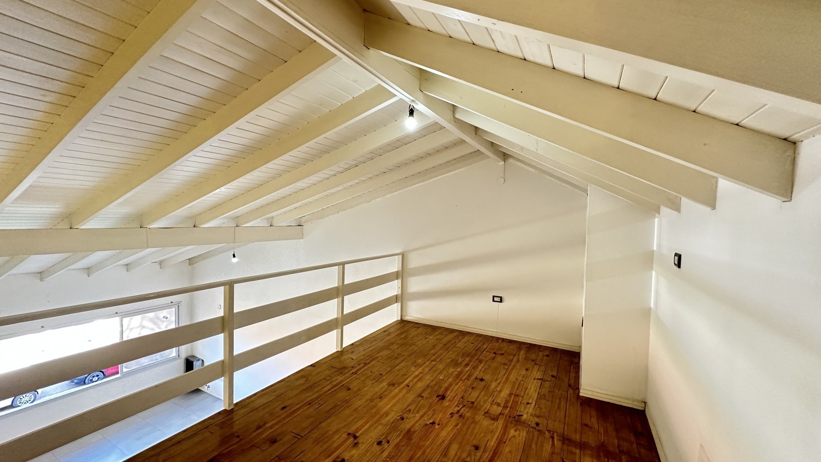 OFICINA EN VENTA PINAMAR CENTRO