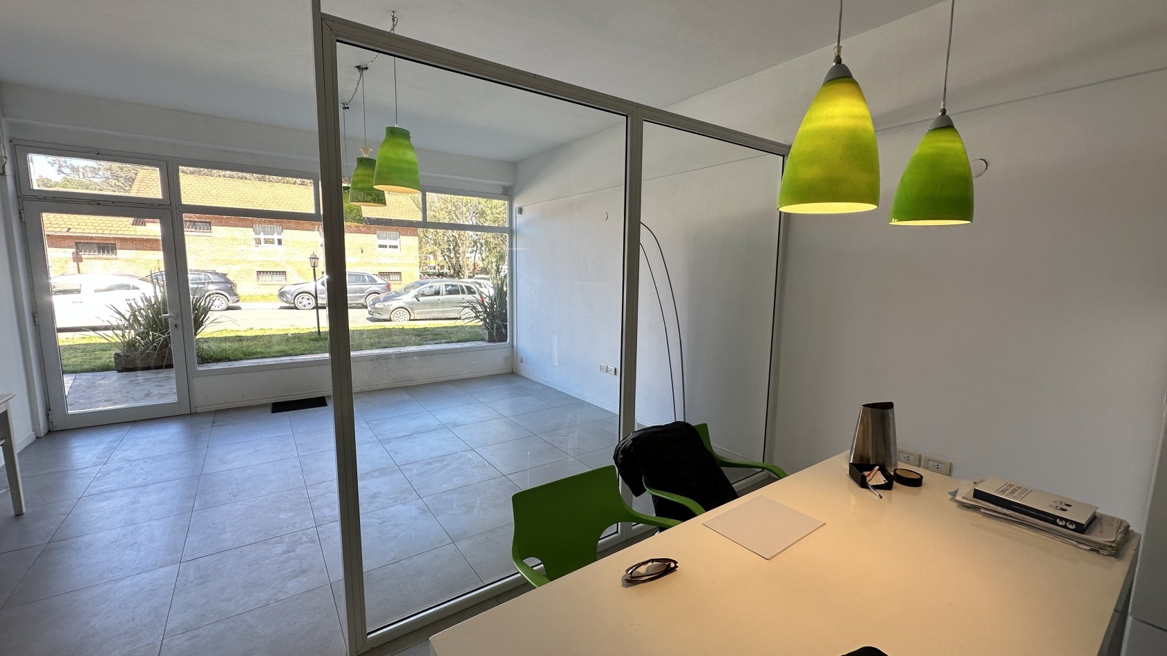 LOCAL OFICINA EN VENTA PINAMAR