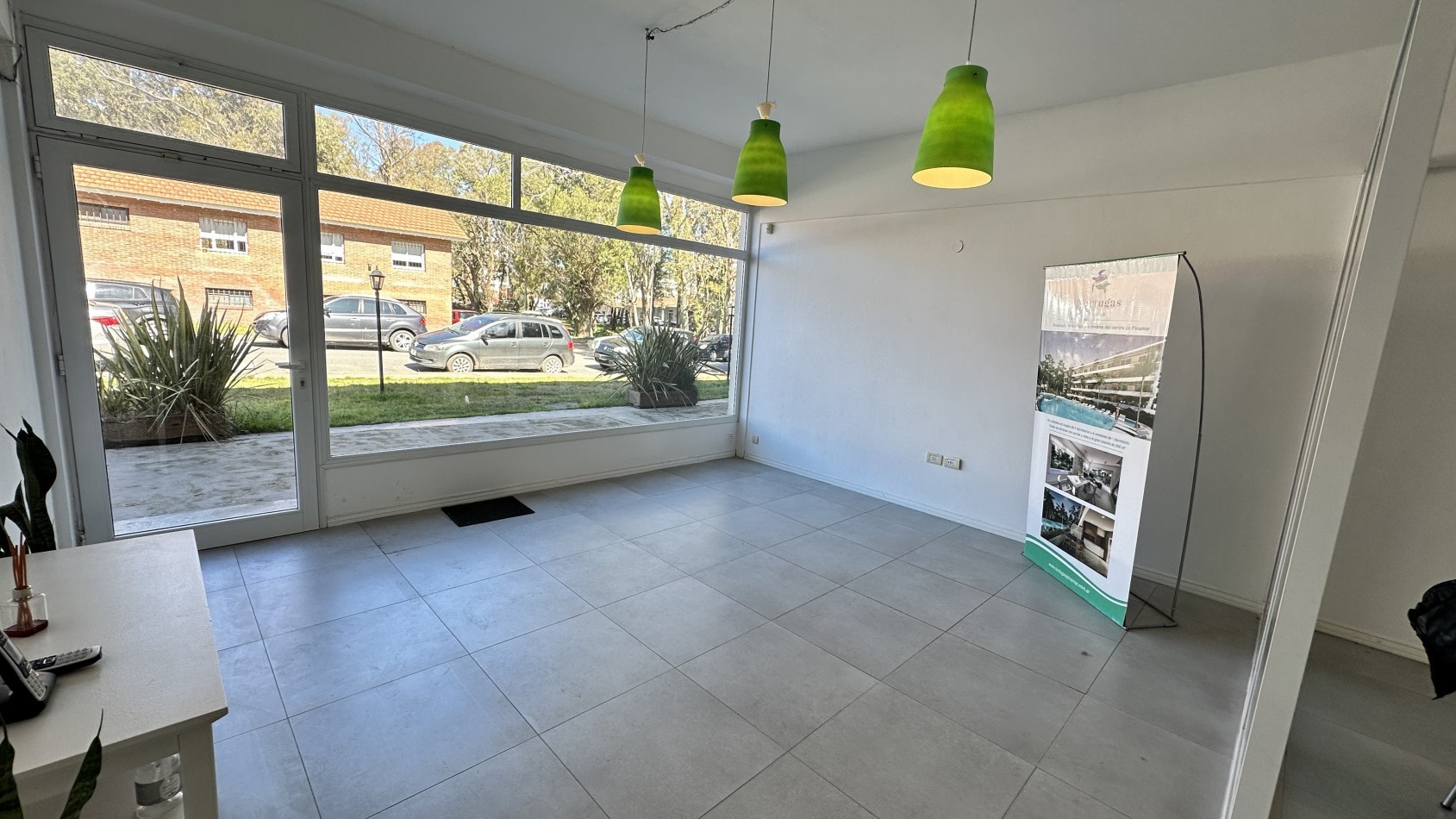 LOCAL OFICINA EN VENTA PINAMAR