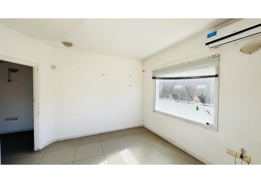 OFICINA EN VENTA PINAMAR CENTRO