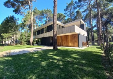 Casa en Pinamar Isla Golf