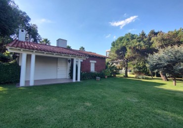Casa en lote comercial Pinamar